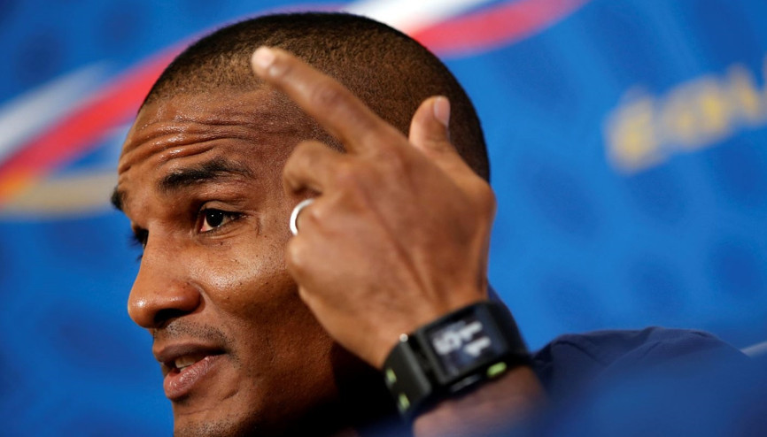 Florent Malouda, kovulduğunu Twitterdan öğrendi