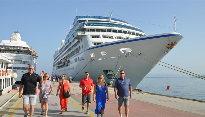 Kruvaziyer devleri rotalarını Türkiye’ye çevirdi