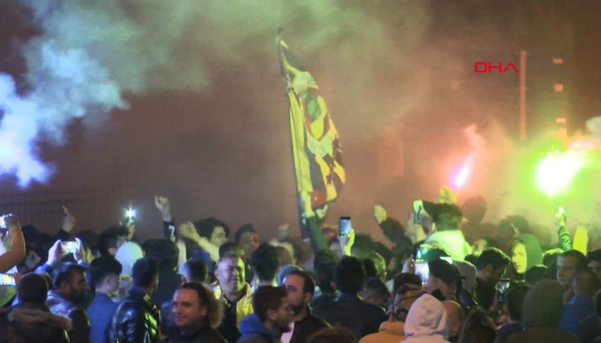 Stat çevresinde 20 yıllık kutlama