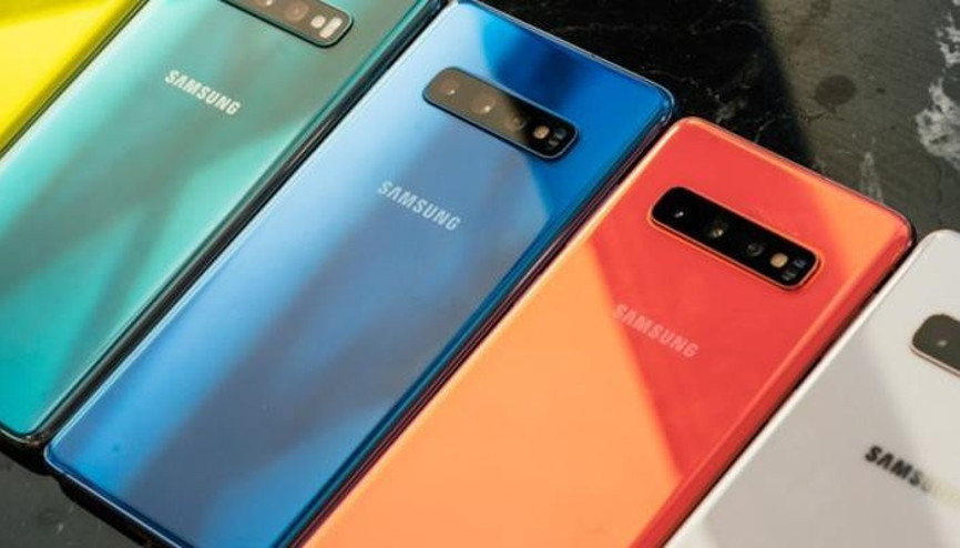 Galaxy S10 kamerası gece moduna geçiş yapıyor
