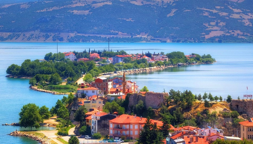 Türkiye’nin saklı güzellikleri 23 Nisan tatili için bu liste size göre... Türkiye’nin saklı güzellikleri 23 Nisan tatili için bu liste size göre...