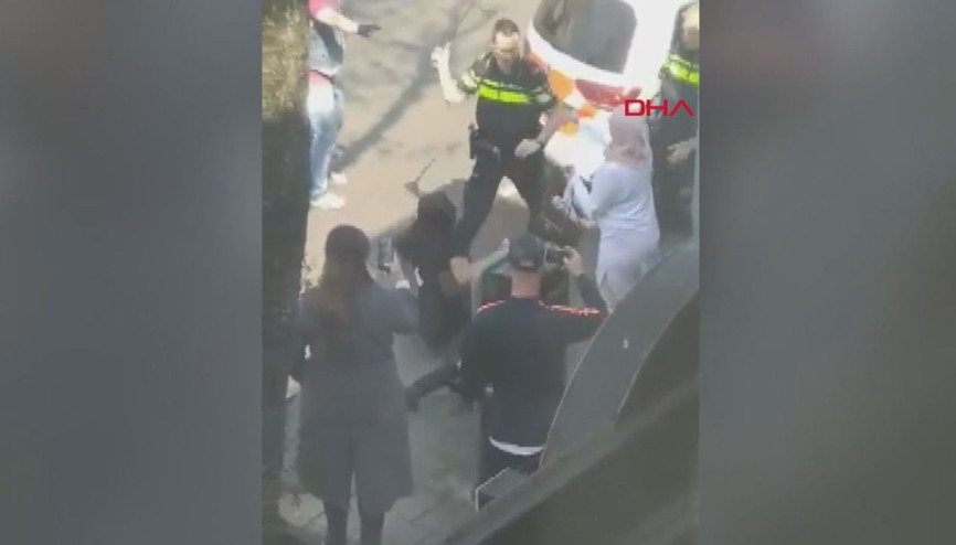 Hollandada polis şiddeti kamerada