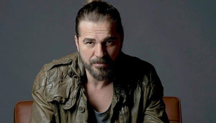 Engin Altan Düzyatan kimdir ve kaç yaşındadır
