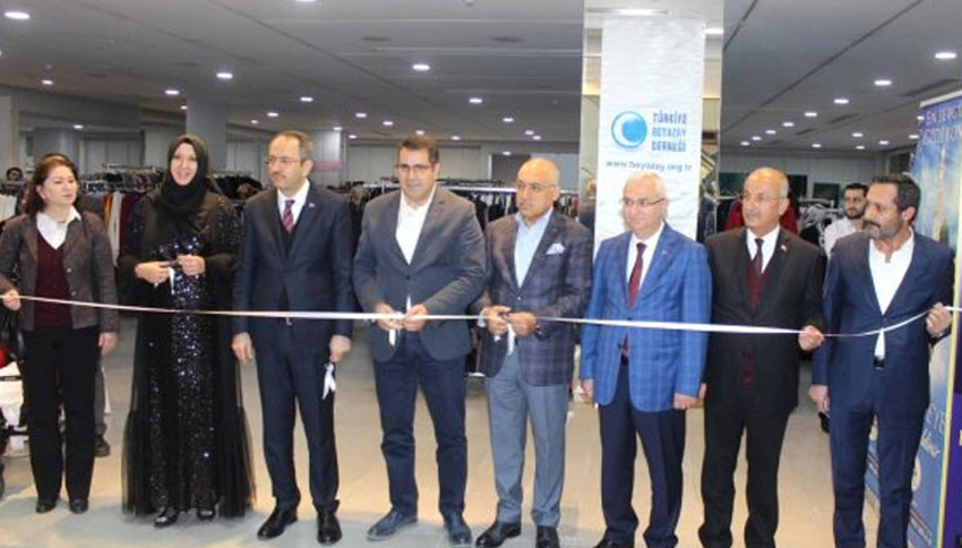 Ünlü Organizatörden, Engelli Çocuklar Yararına Büyük Kermes