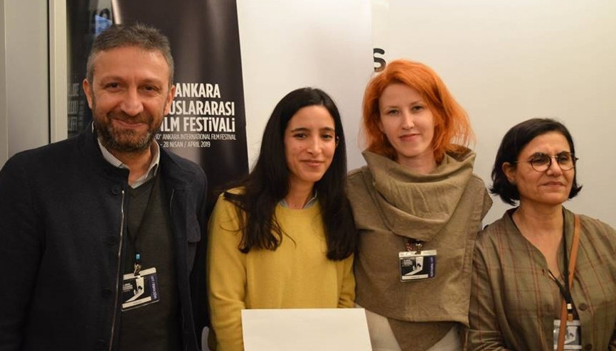 Festivalden ‘Karanlıkta Islık Çalanlar’a ödül