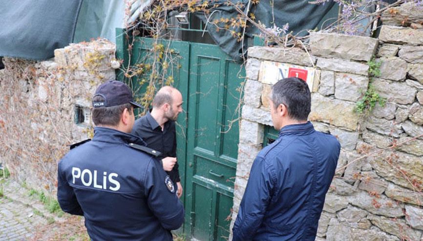 Rıza Sarrafın köşkünde keşif yapılıyor