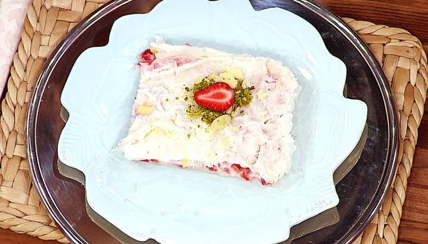 Güllaç nasıl yapılır Ev usulü pratik güllaç tarifi ve püf noktaları