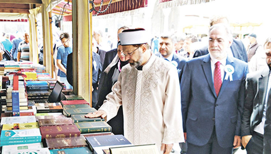 Diyanet Vakfı’nın Sultanahmet’teki kitap fuarına İBB’den izin çıkmadı