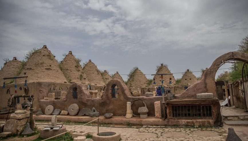 Konik kubbeli Harran evleri ilgi çekiyor