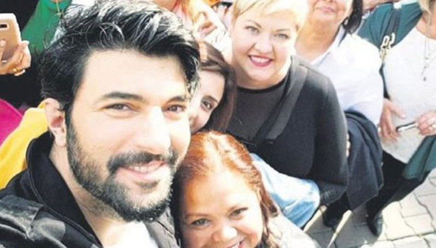 Engin Akyürekten alkışlık hareket