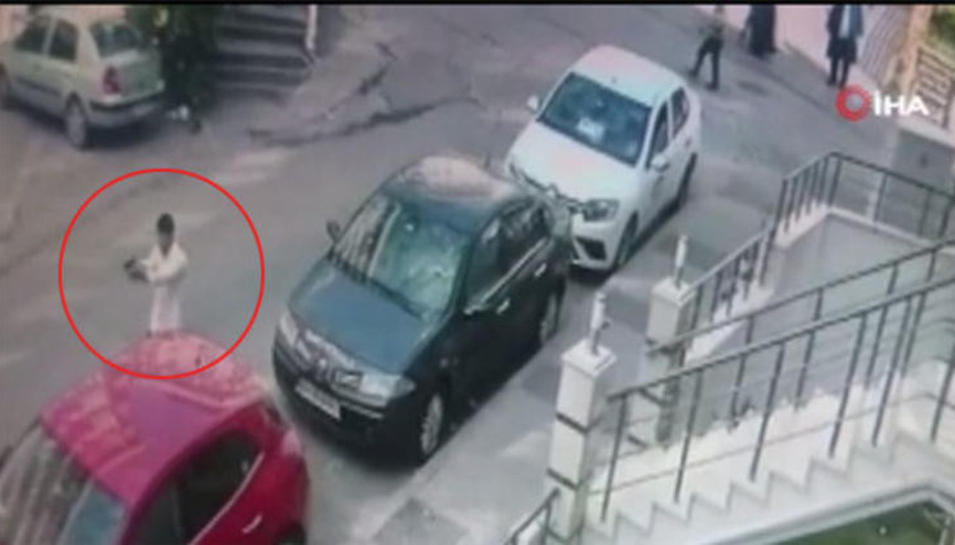 İstanbulda gündüz vakti silahlı çatışma