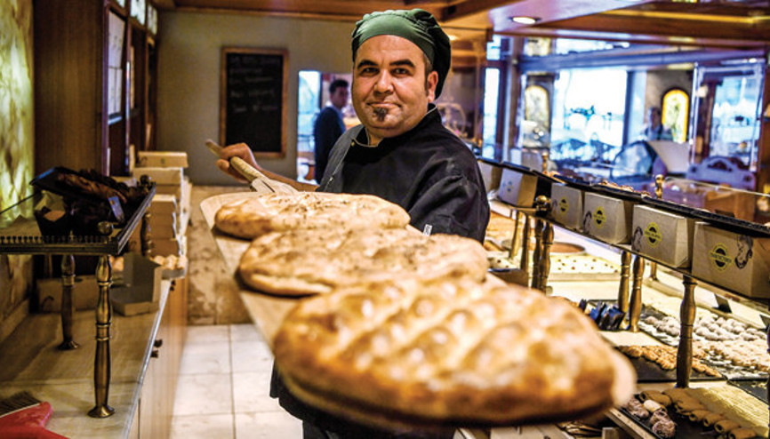 Dolu dolu lezzetin en saf hali Ramazan pidesi