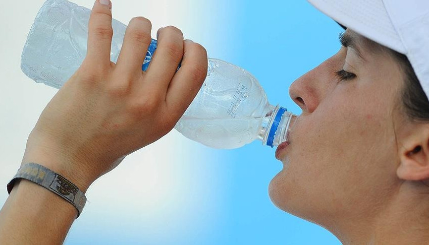 Sahur ve iftarın ortak sorusu: Ezan okunurken su içilir mi
