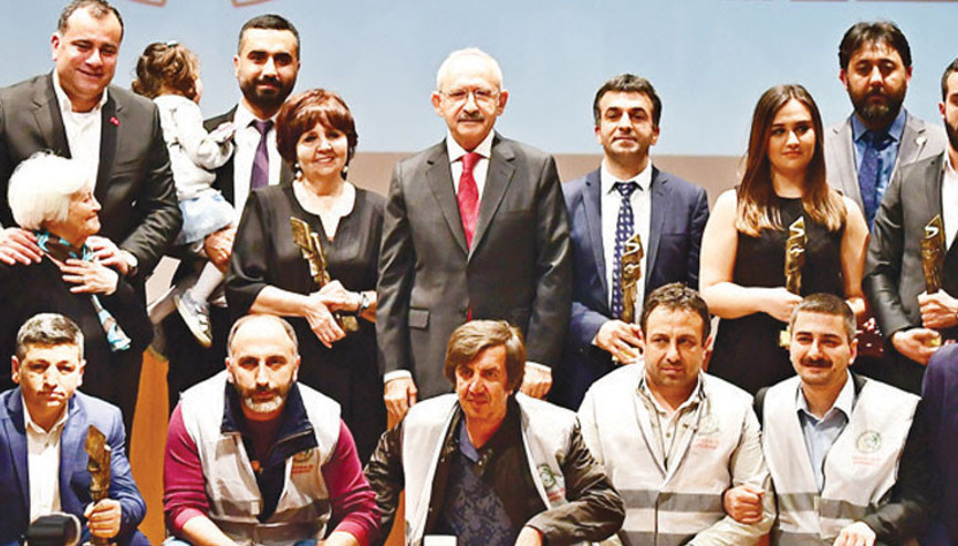 Kılıçdaroğlu: Ülkede demokrasi hepimiz için olacak Kılıçdaroğlu: Ülkede demokrasi hepimiz için olacak