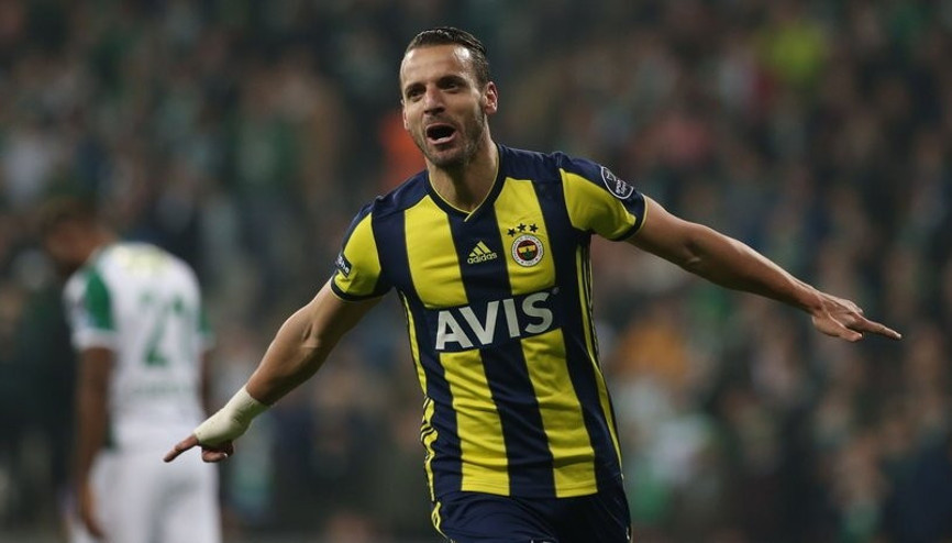Ve Roberto Soldado uçuşa geçti