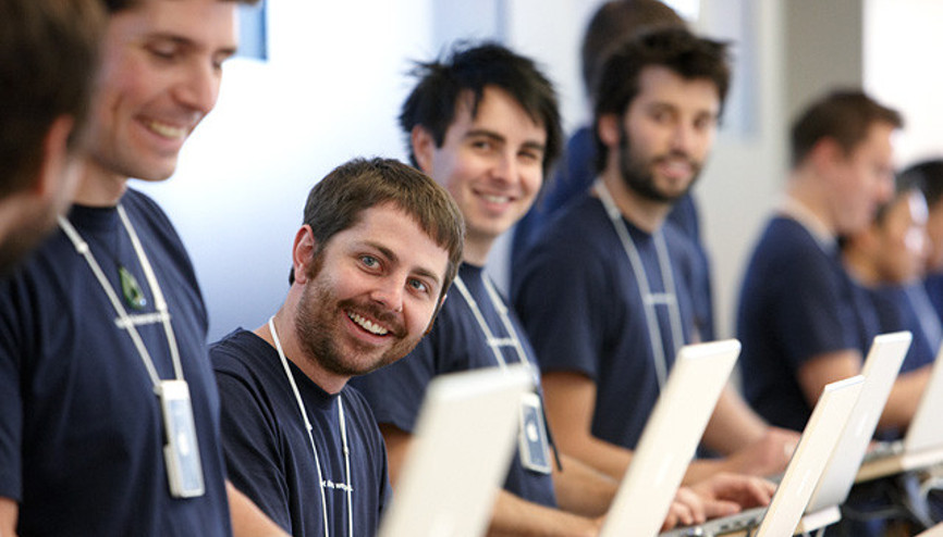 Apple yüksek maaş vereceği elemanları arıyor