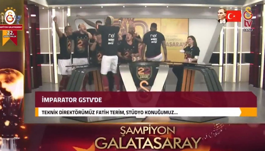 Galatasaraylı futbolculardan Fatih Terime büyük sürpriz