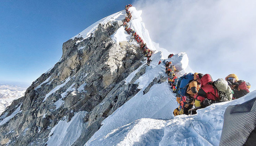 Everest’te trafik ‘kazası’: 4 ölü