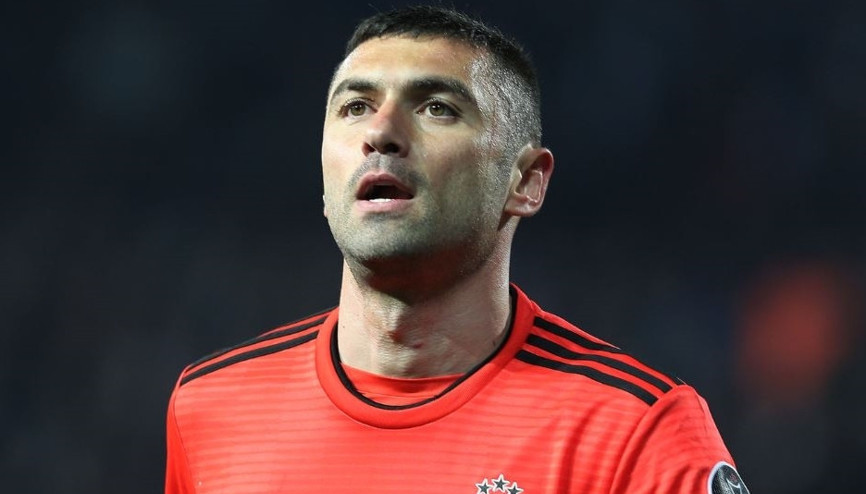 Maç bitti ayrılığı açıkladı Burak Yılmaz...