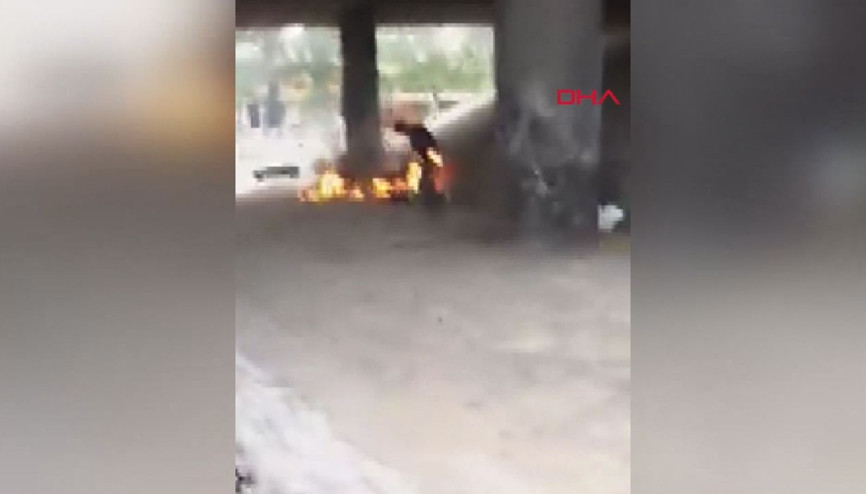 Evsizlerin üzerine alkol döktü, yaktı