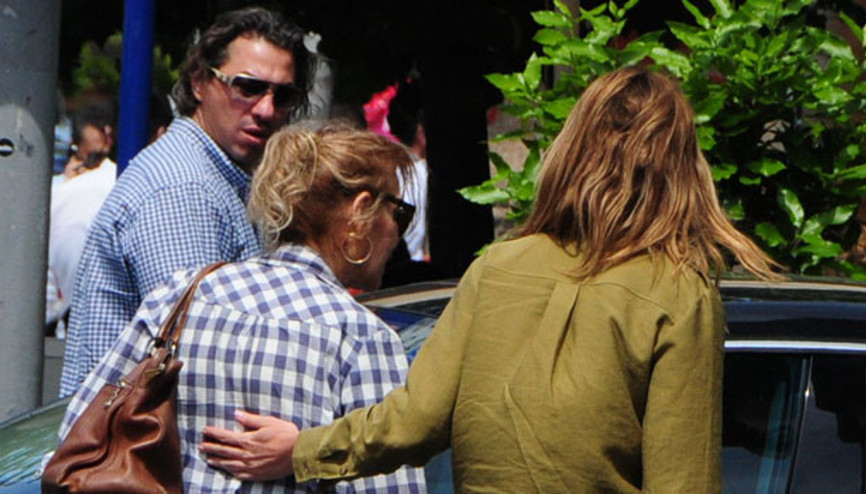 Annesinden onay aldı