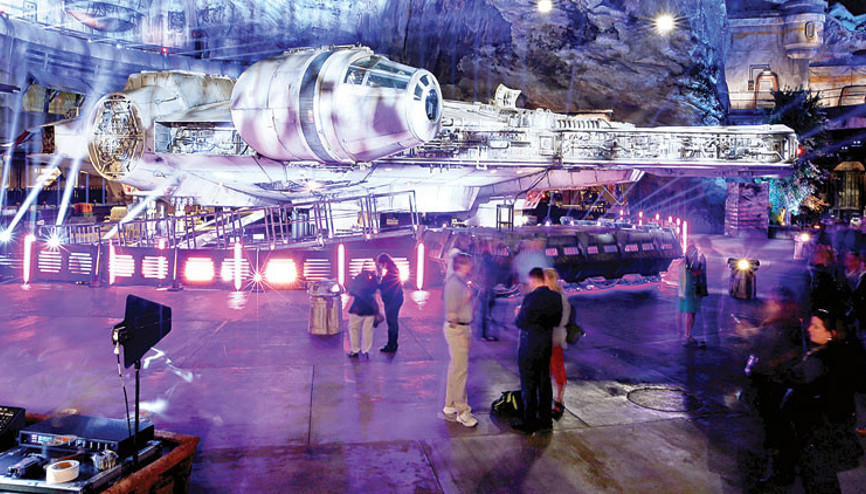 ‘Star Wars Evreni’ açıldı... Yemekler İstanbul’dan