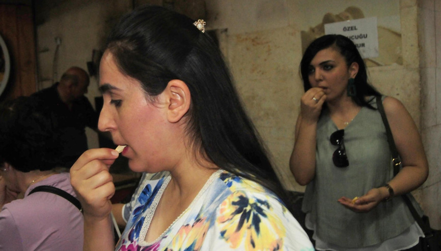 Dünyanın öbür ucundan Kapadokyaya geliyorlar, kabak çekirdeği yemeden gitmiyorlar