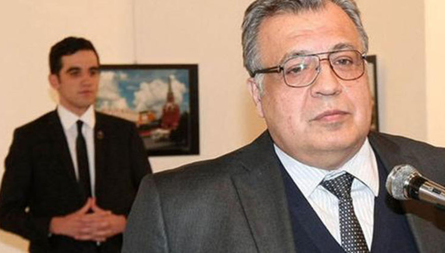 Karlov suikasti davasında abinin eşine elektronik kelepçe takılacak Karlov suikasti davasında abinin eşine elektronik kelepçe takılacak