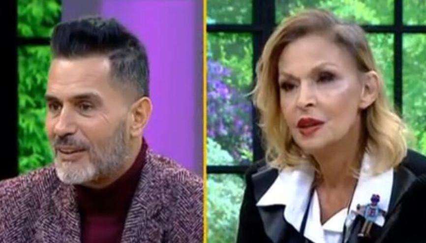 Yaşar Alptekin kimdir Yaşar Alptekinin eşi kim