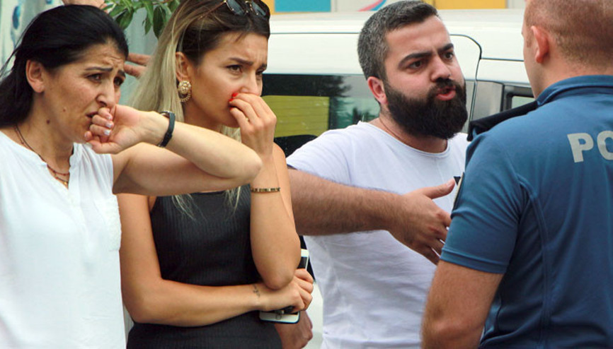 Şişlide dehşet anları 350 bin liralık silahlı gasp… Şişlide dehşet anları 350 bin liralık silahlı gasp…