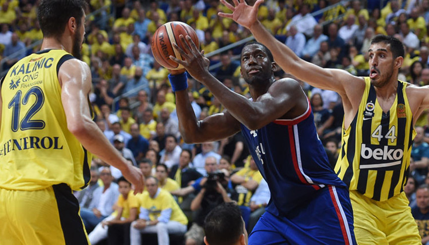 Şampiyonluk serisinde Anadolu Efes önde