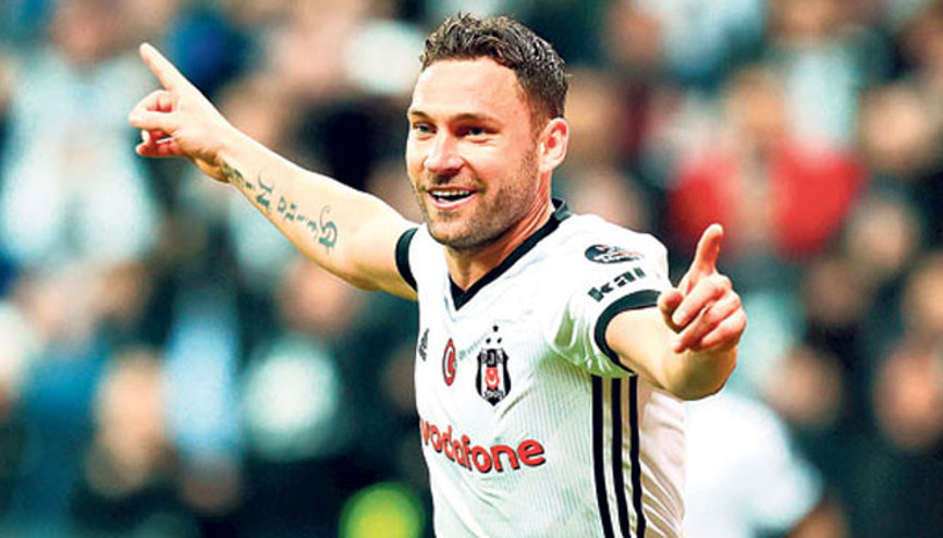4,5 milyon euroya satılan Tosic kiralık dönüyor | Transfer haberleri