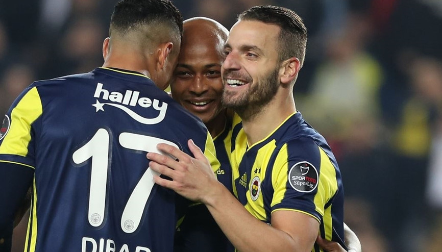 Görüşmeler başladı Soldado... | Son dakika transfer görüşmeleri...