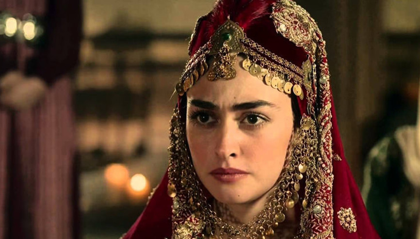 Esra Bilgiç kimdir ve kaç yaşında Hangi dizilerde oynadı