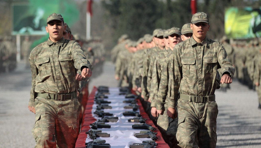 Son dakika... Askerlik süresini 6 aya indiren madde kabul edildi
