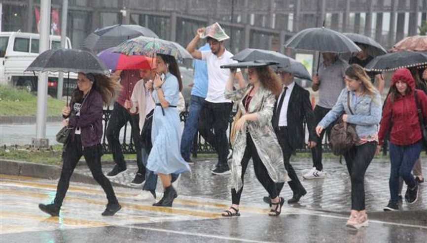 Karadenizde 7 il için sağanak ve dolu uyarısı