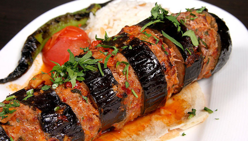 Yaz aylarının en sevilen sebzesi patlıcanla birbirinden nefis yemek tarifleri