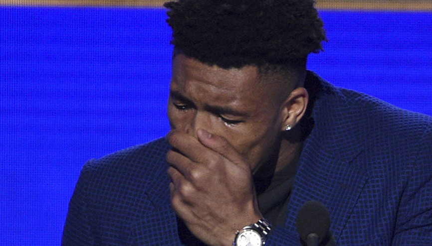 NBAde geceye damga vuran an Antetokounmpo...