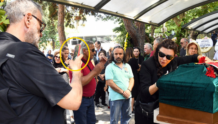Hamdi Alkanın tartışma yaratan fotoğrafı
