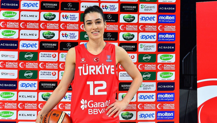 Tuğçe Canıtez: “Elimizden gelenin en iyisini yapıp...