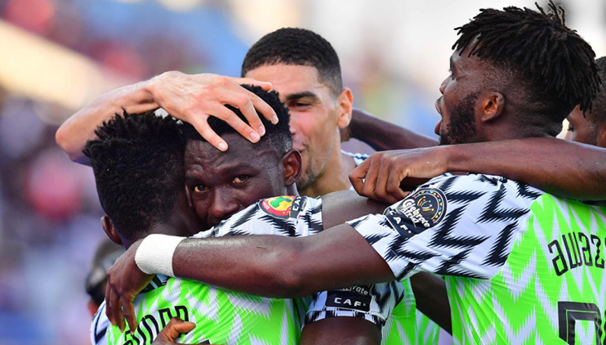 Nijerya 2de 2 yaptı