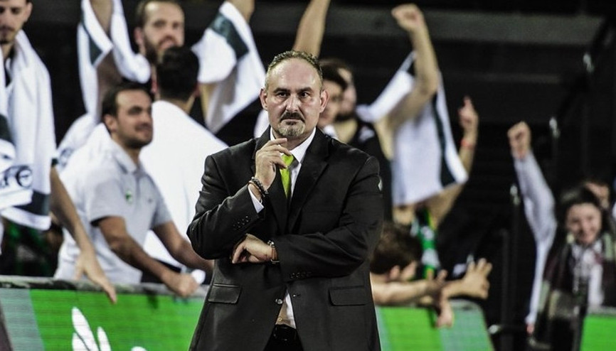 Darüşşafaka, Selçuk Ernakla devam kararı aldı