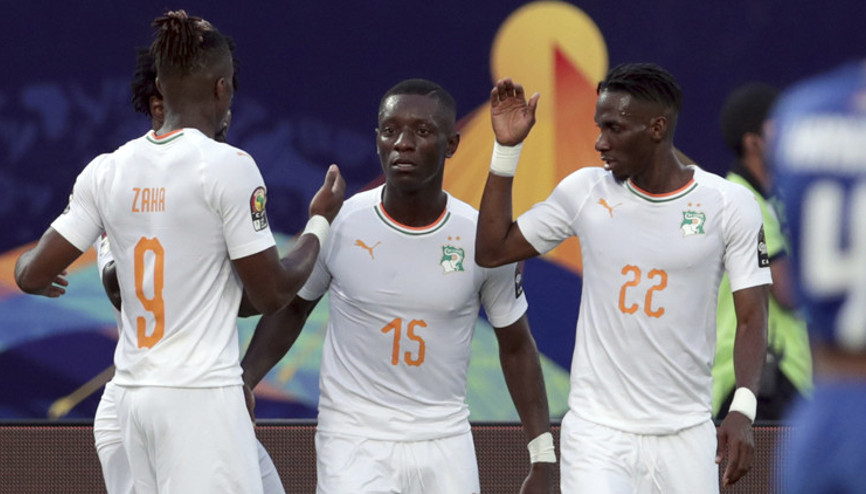 Fildişi Sahili şovla turladı