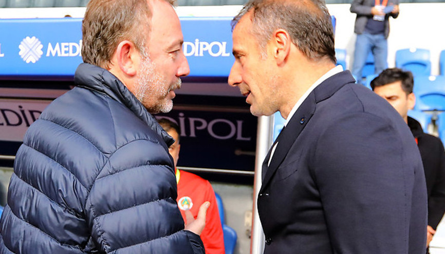 Süper Ligin en çok kazanan hocası Tesadüf...