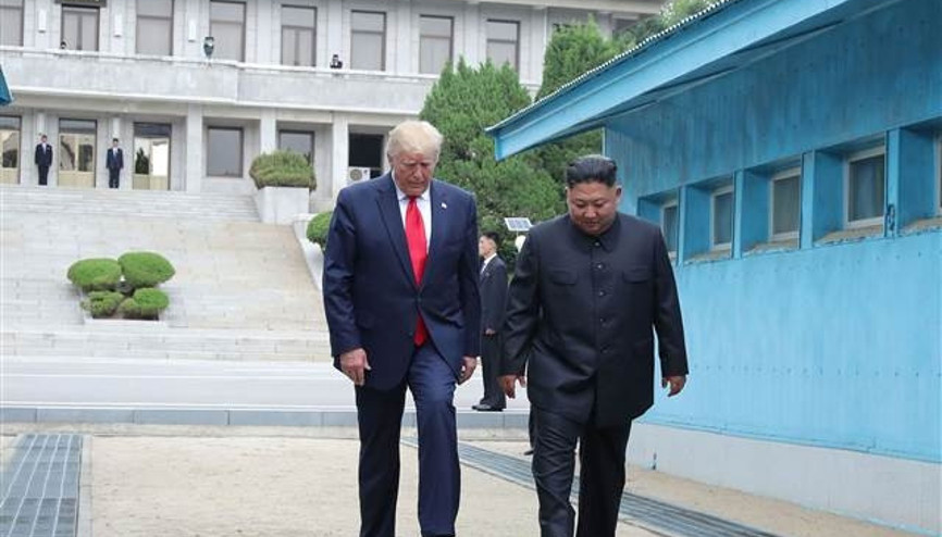 Moondan dikkat çeken Trump-Kim görüşmesi yorumu