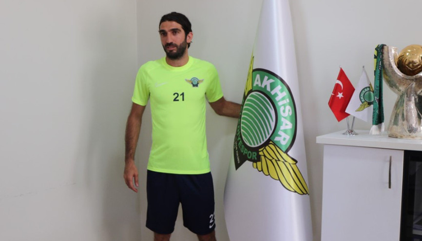 Burhan Eşer Akhisarsporda | Transfer haberleri