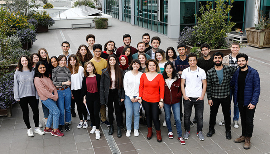 ‘Alev Topları’na burs desteği devam ediyor