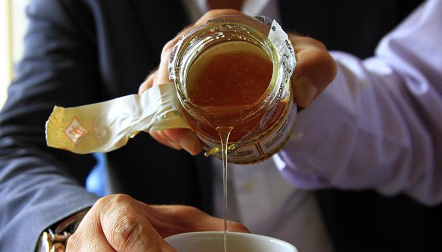 Anzer balının kilogramı bin lira oldu