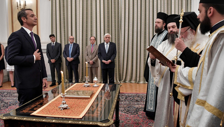 Miçotakis, başbakanlık için yemin etti