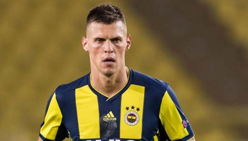 Skrtel Başakşehire doğru